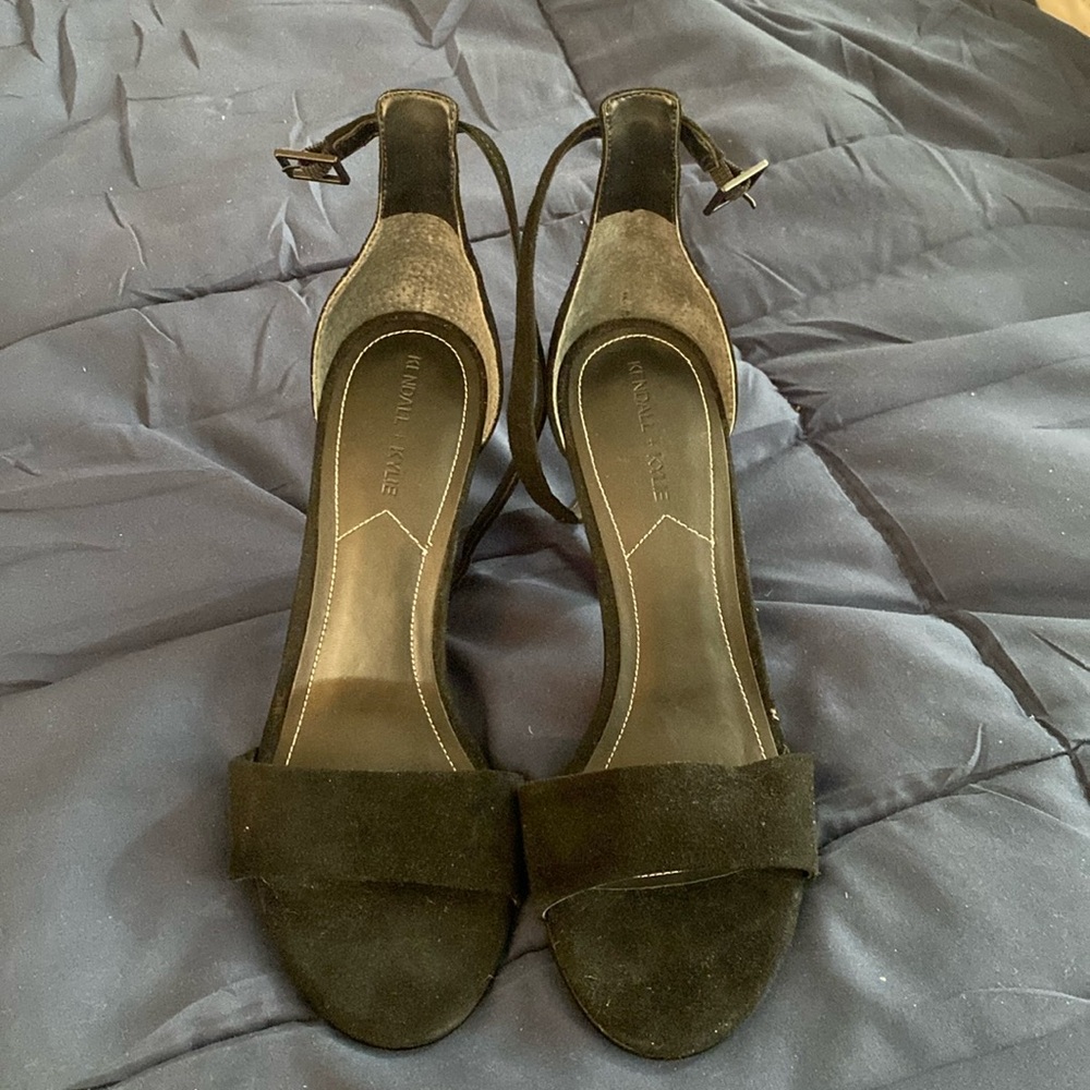 Brand new Kendal and Kylie heels